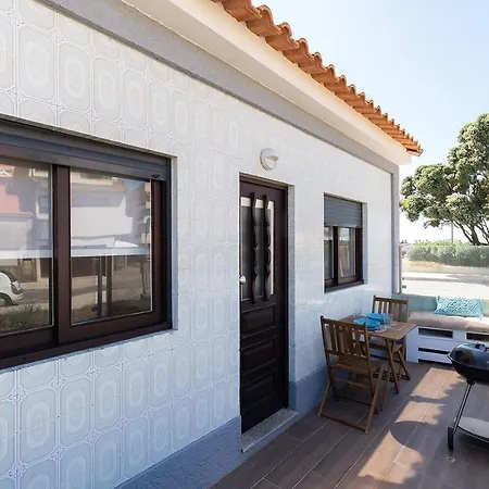 Doris Beach House Tatil Evi Ovar